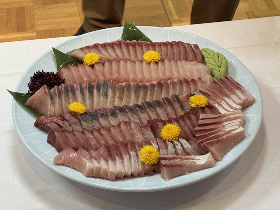 ぶりの刺身の写真