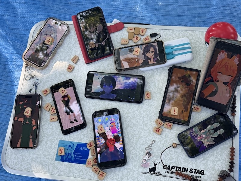 VRCユーザーの集合写真はアバターの集合写真