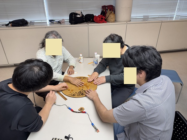東京名人戦・挑戦者決定リーグ会場で練習試合をしている様子
